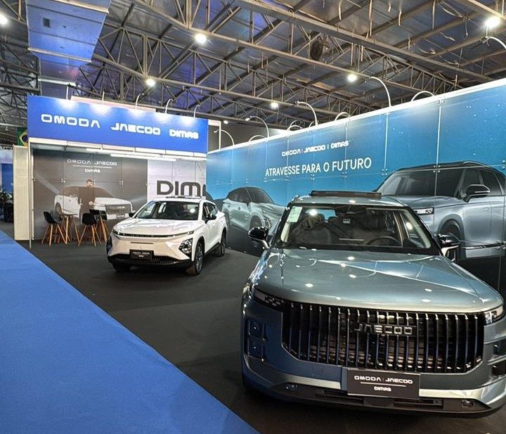 EFAPI 2025 em Chapecó: Omoda Jaecoo brilha no Salão do Automóvel com tecnologia e inovação